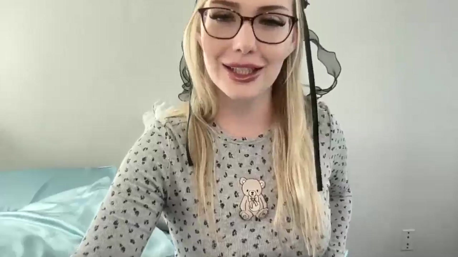 AshleyMarina video thumbnail