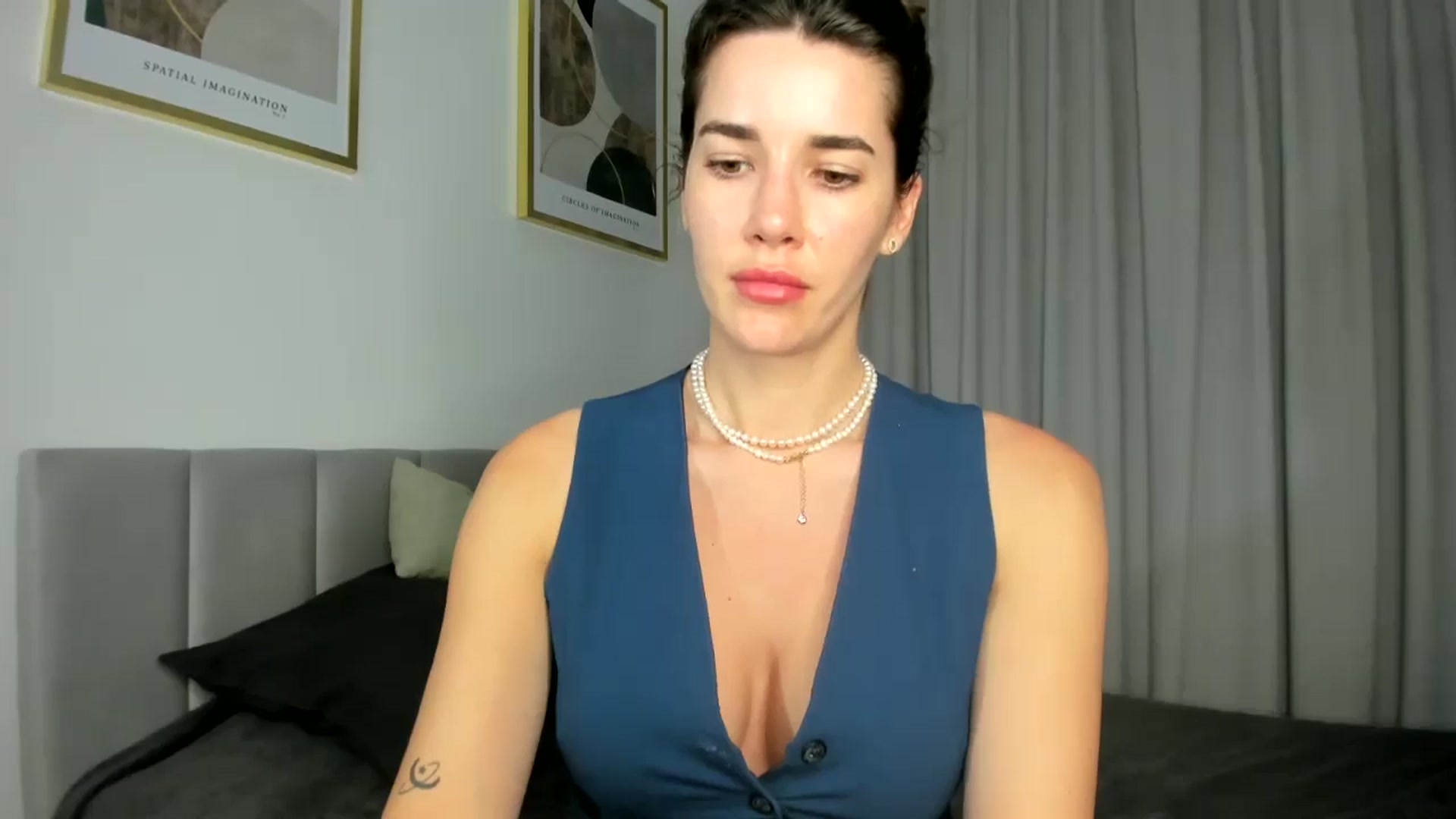 EliinaGreen video thumbnail