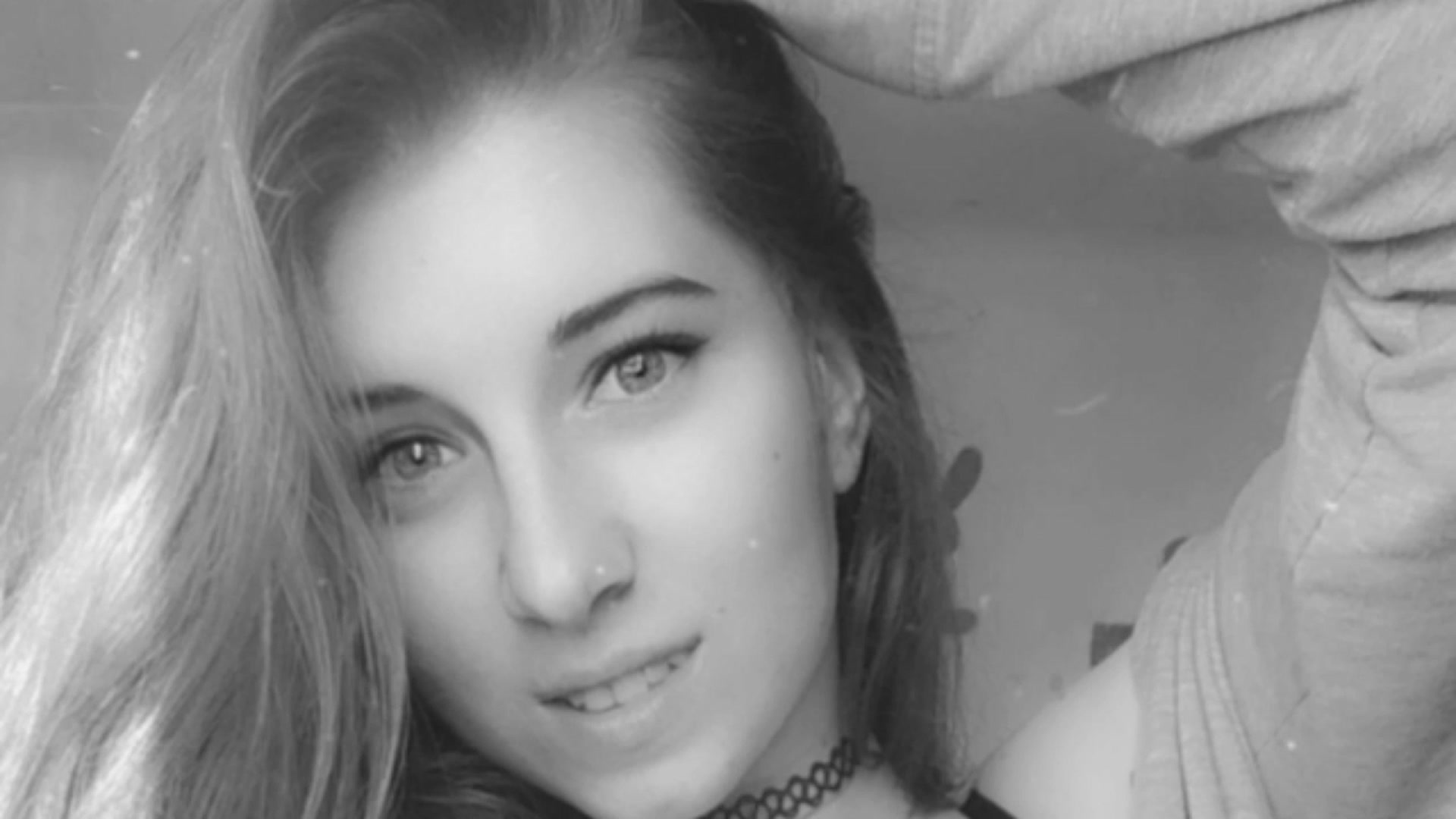 Haley_Reed18 video thumbnail