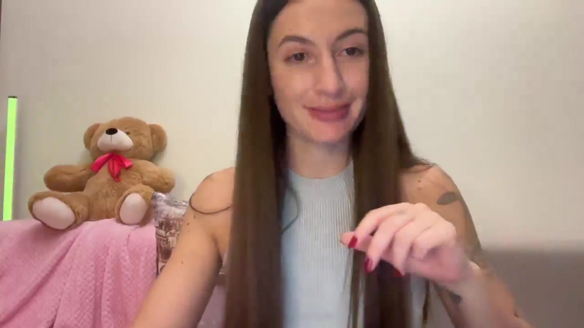 Miriami video thumbnail