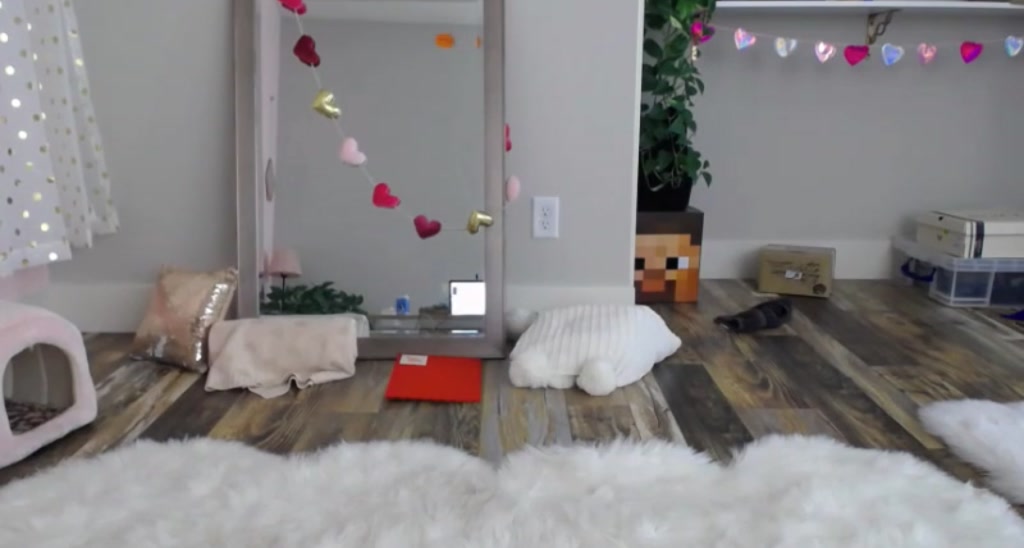 emilylynne video thumbnail