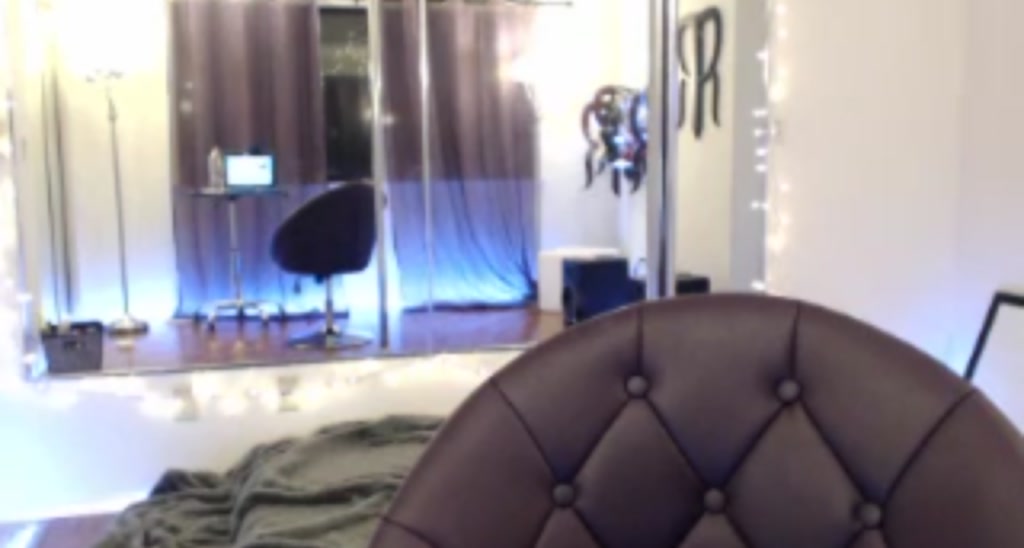 ReyasRoom video thumbnail