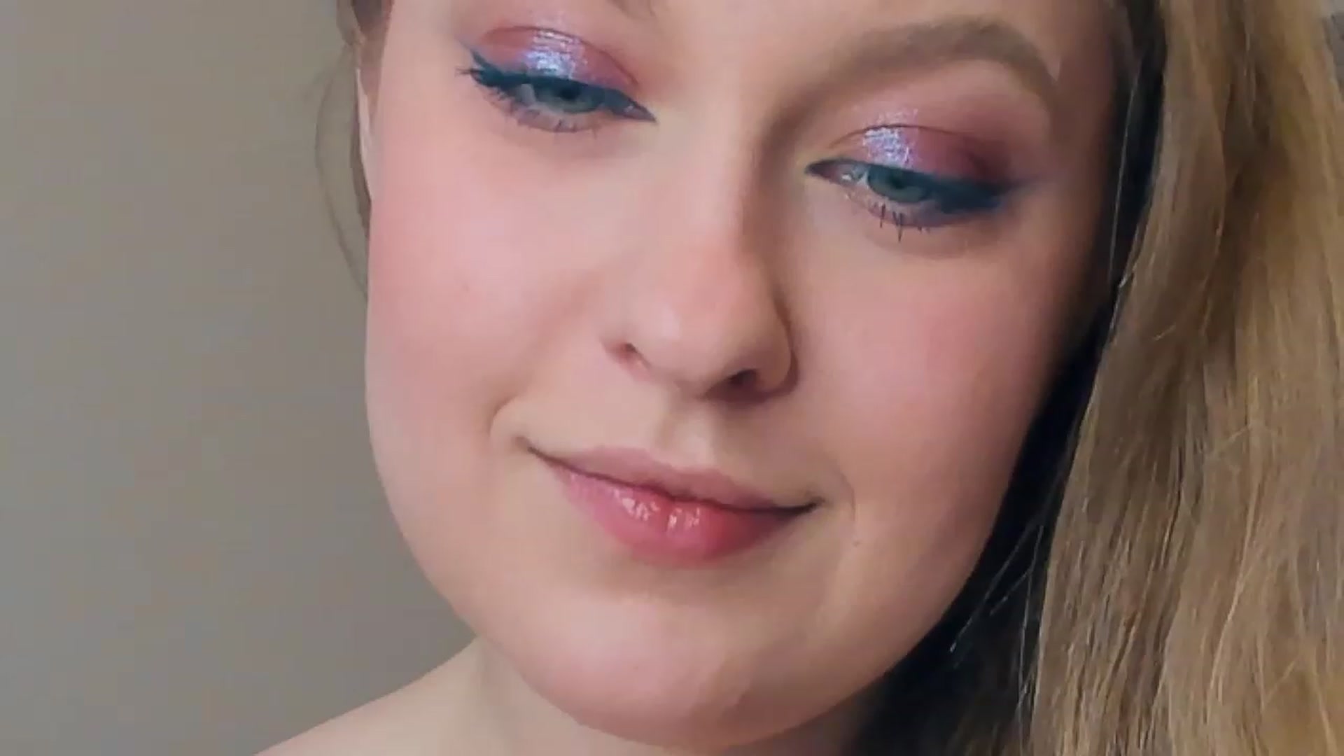 SensualAdict video thumbnail