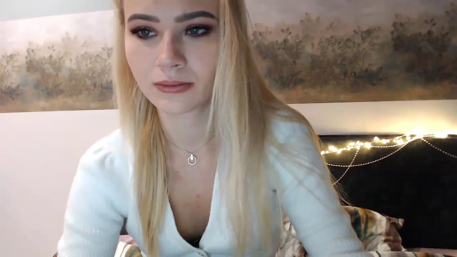 fiancee video thumbnail