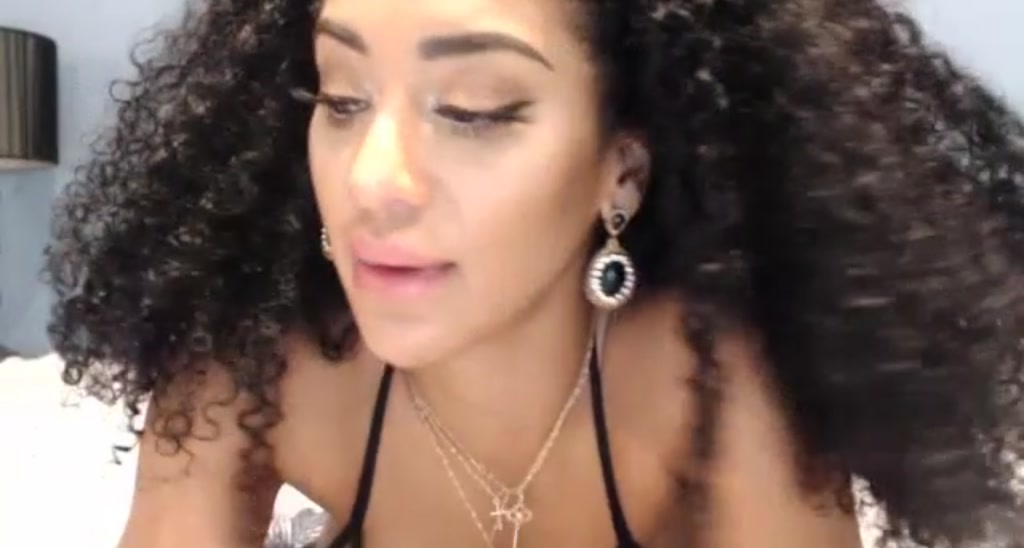 AprilLovesU video thumbnail