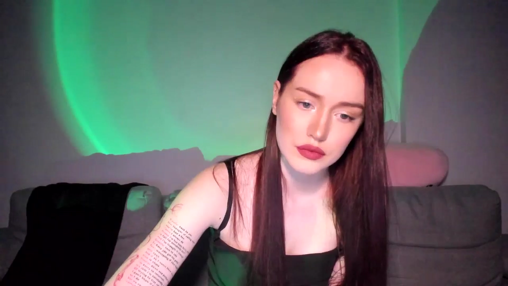 IsabellRrose video thumbnail