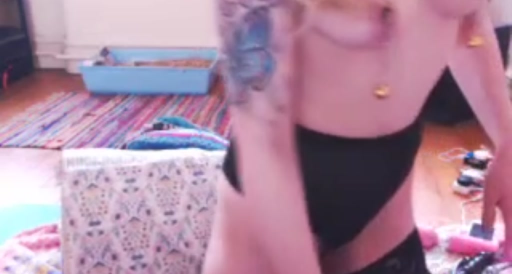 Pixie_Snow video thumbnail