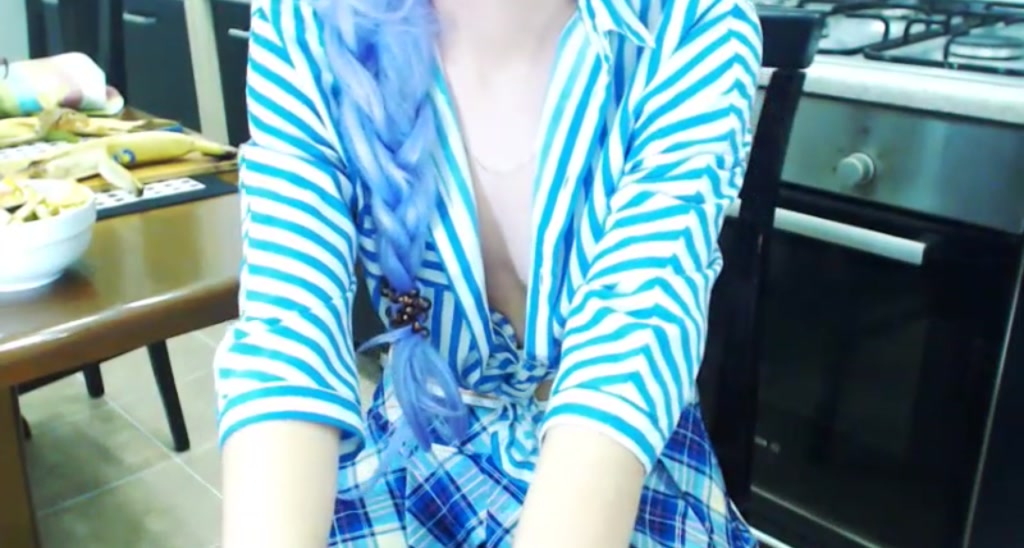 EmikoCoCo video thumbnail