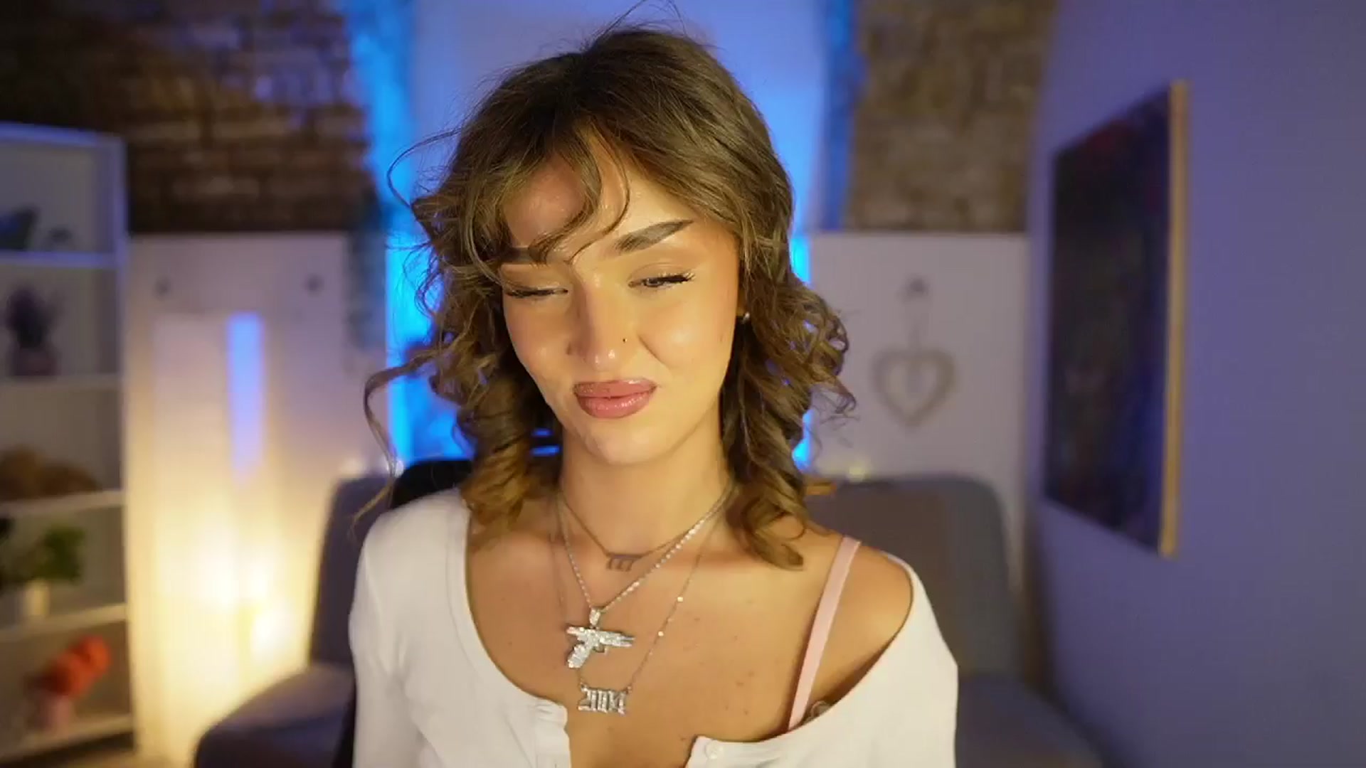 Clara_Mia video thumbnail