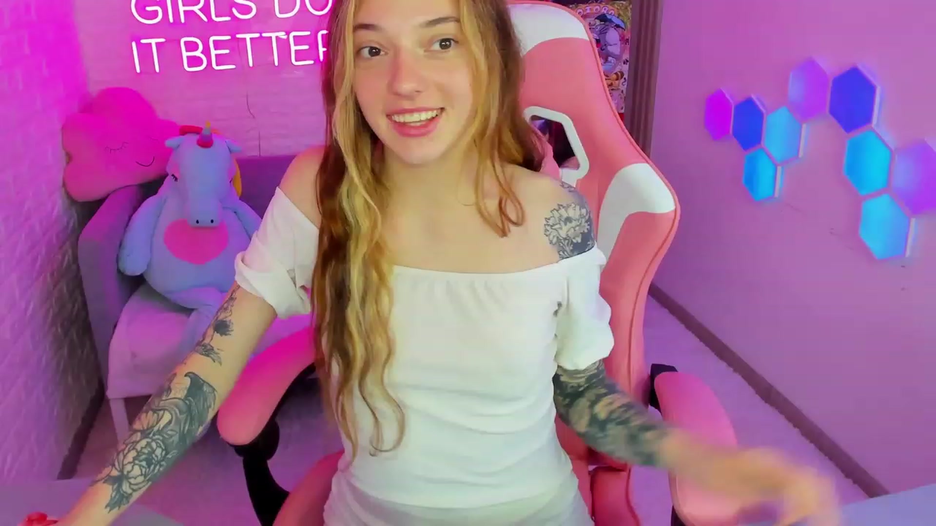 LizaWet video thumbnail
