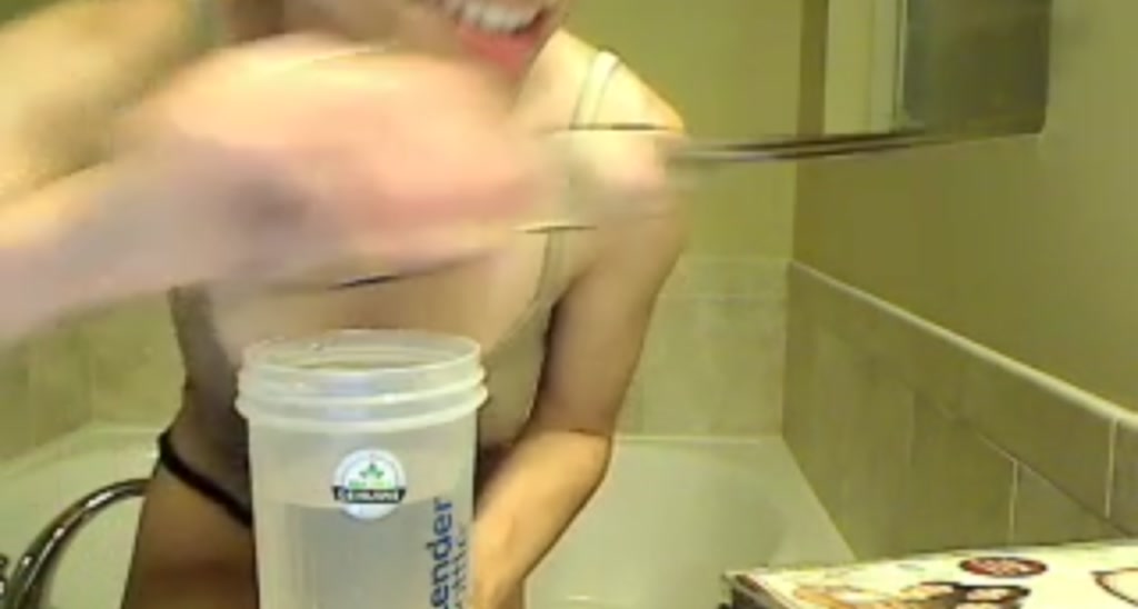 le_lea video thumbnail
