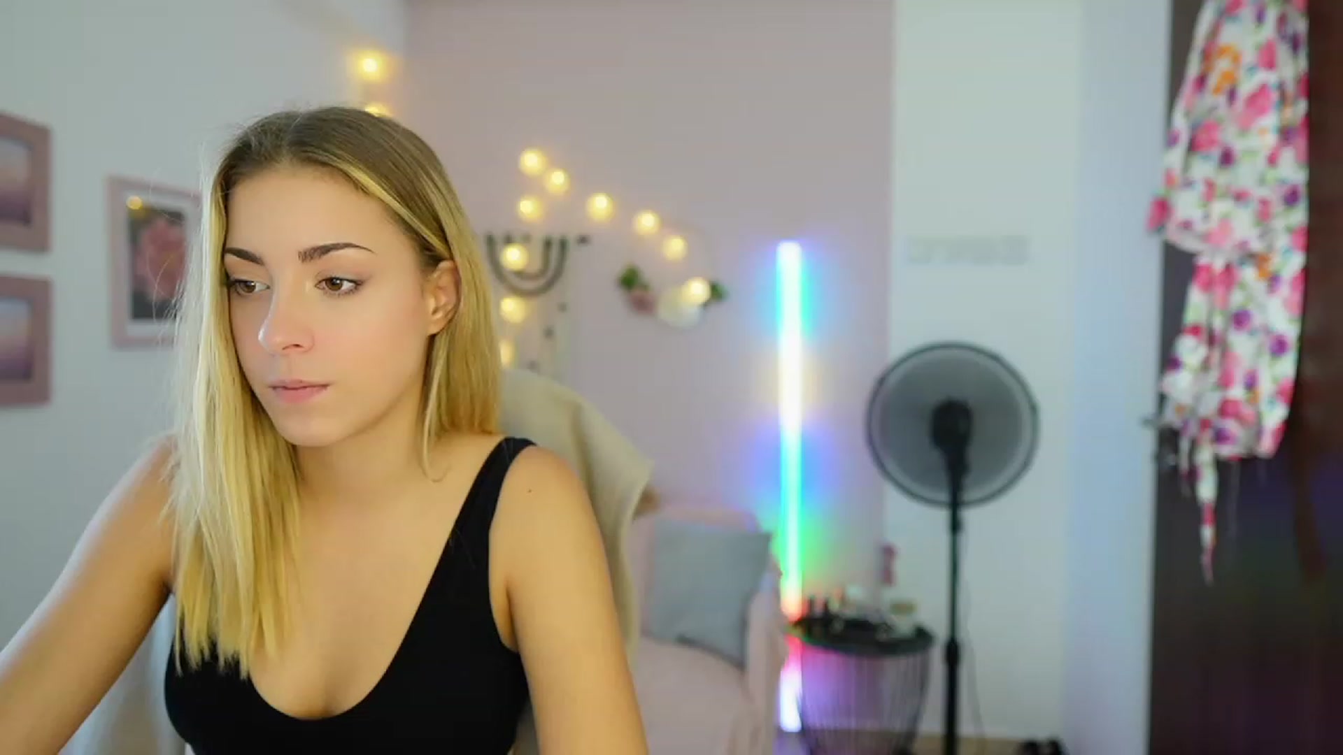 Gia_Lopez18 video thumbnail