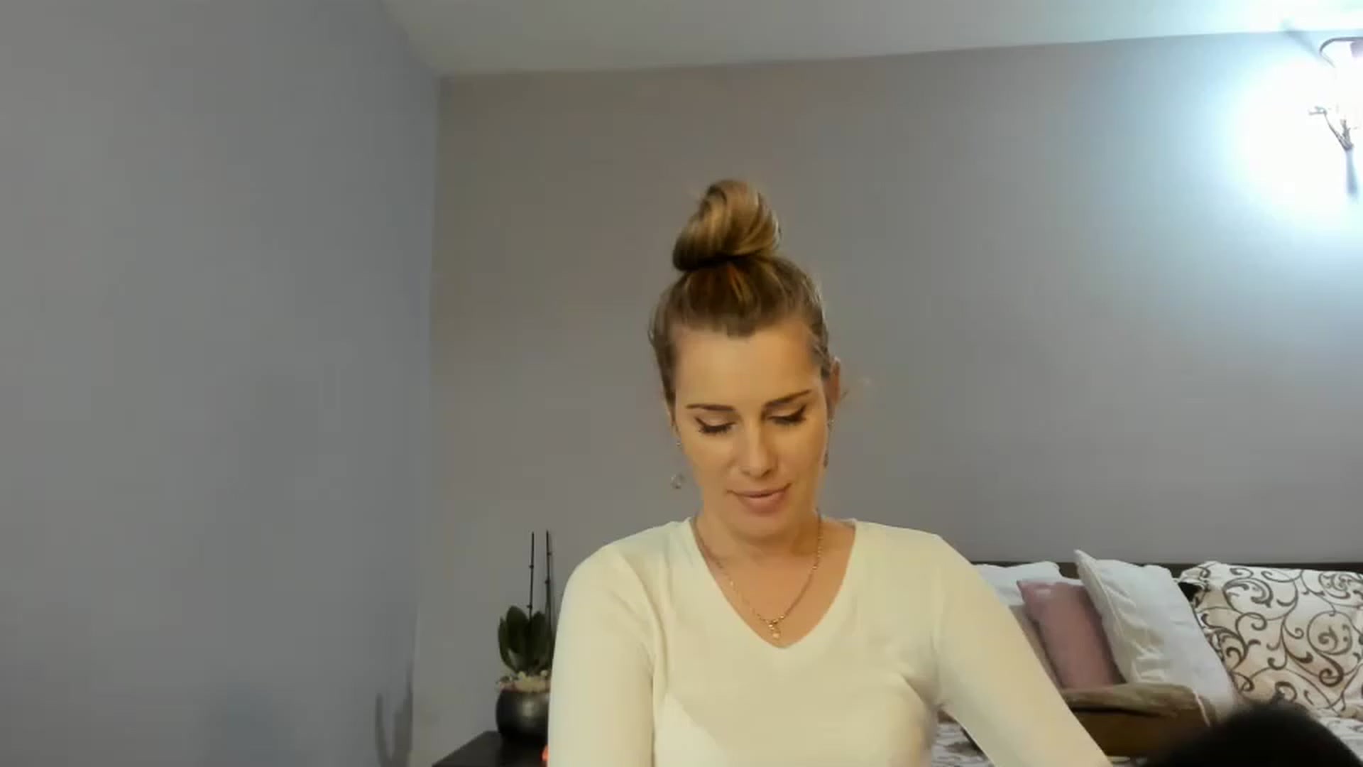 PrettyWomen31 video thumbnail