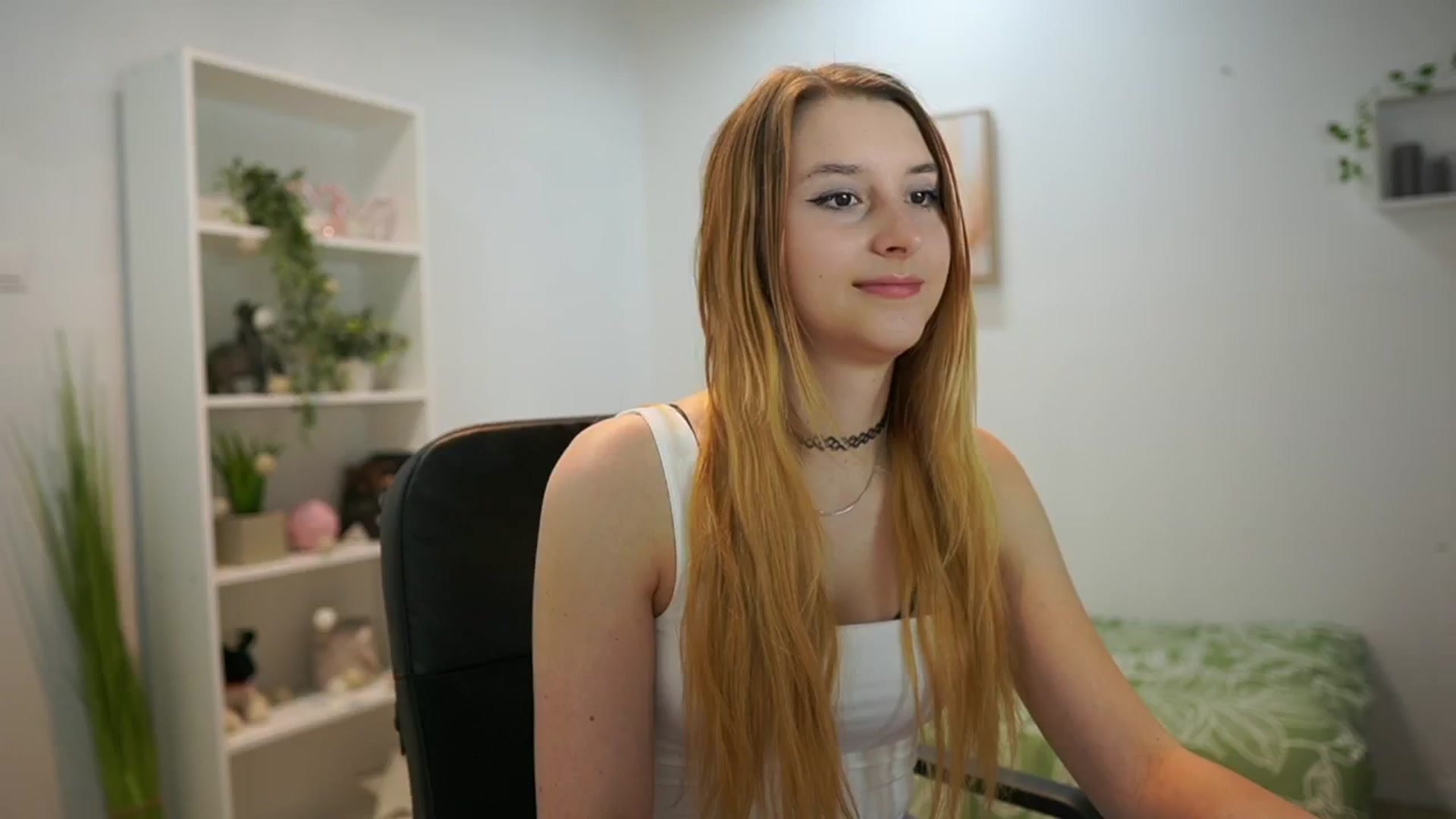 Katei_England video thumbnail