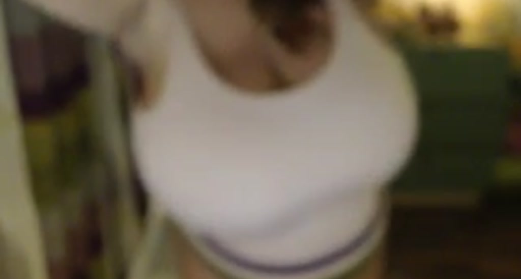 Julialiones video thumbnail
