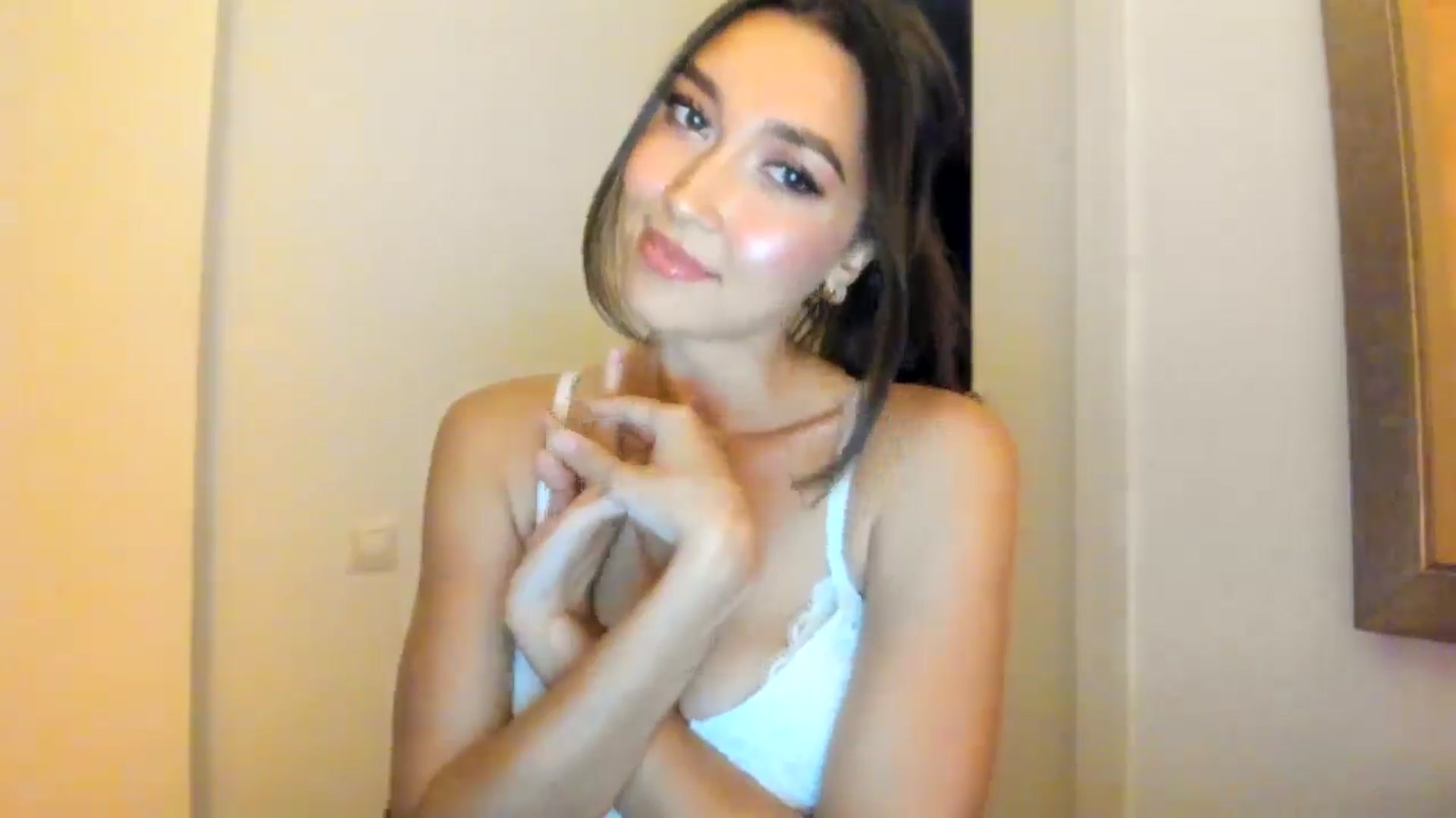 LuckyHoneyyy video thumbnail