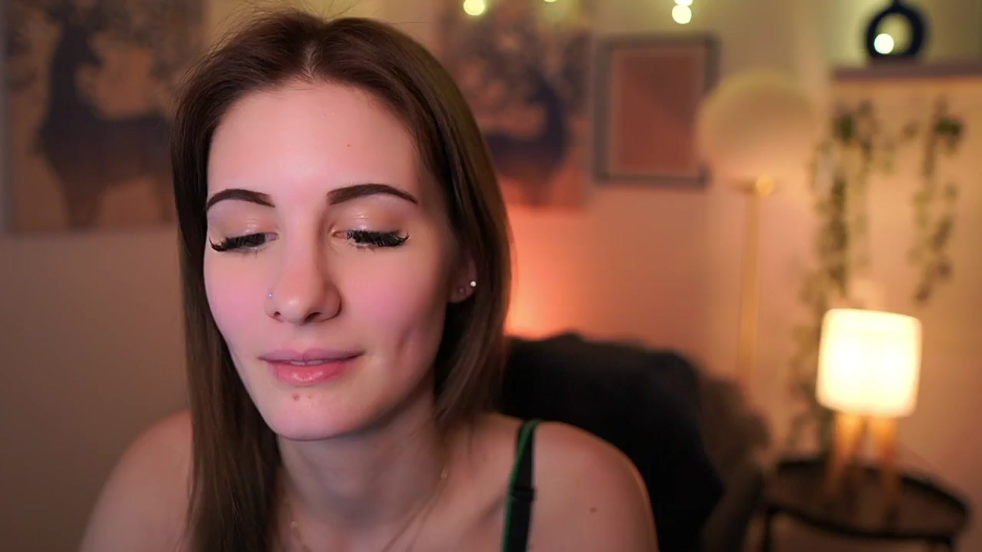 Ellie_Shae video thumbnail