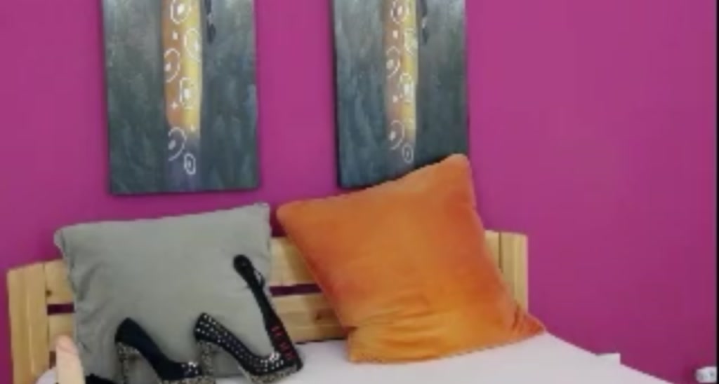 BustyxxHelen video thumbnail