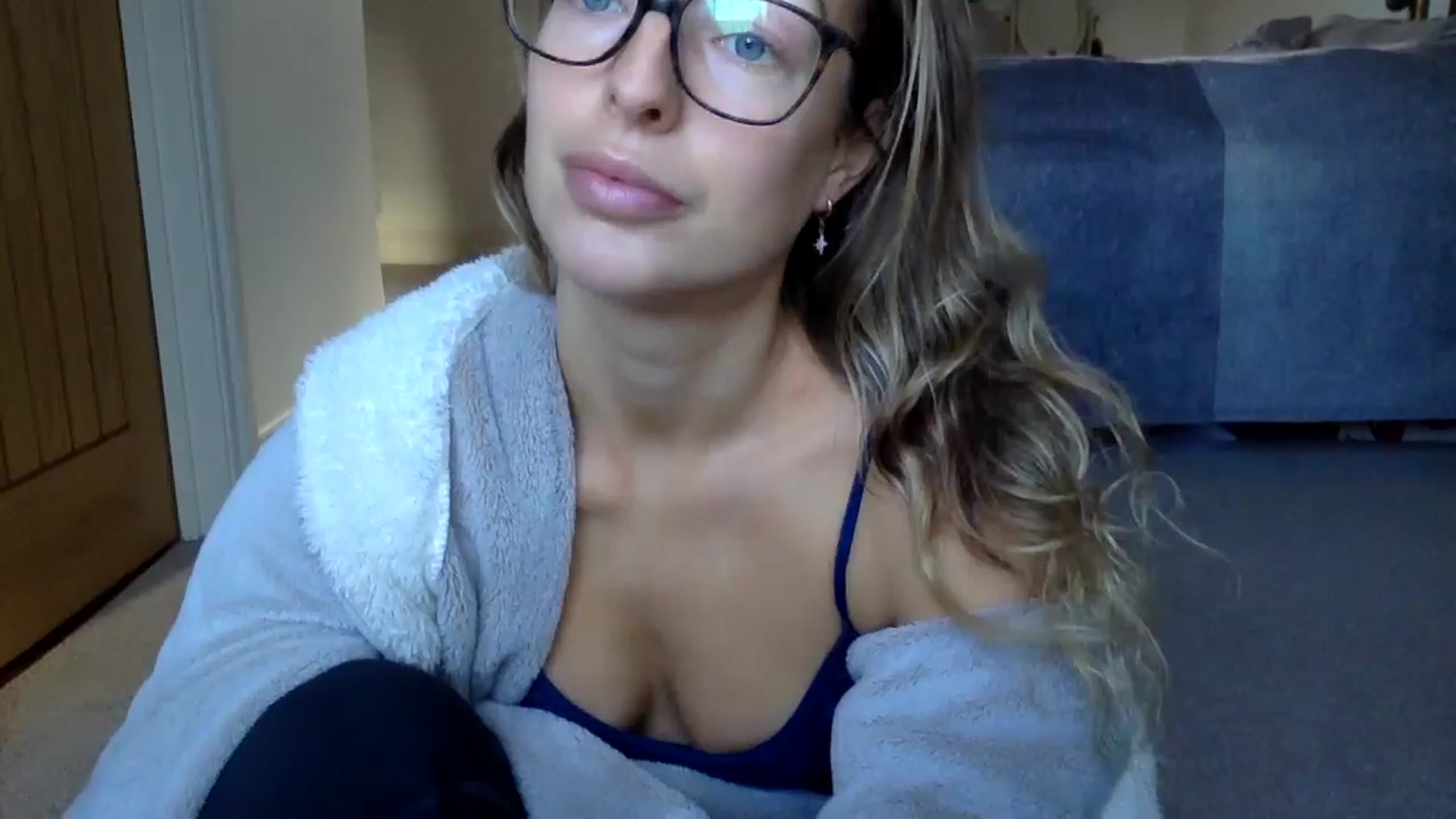 RaRaaaaxx video thumbnail