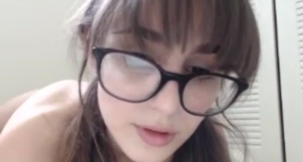 LilSensi video thumbnail