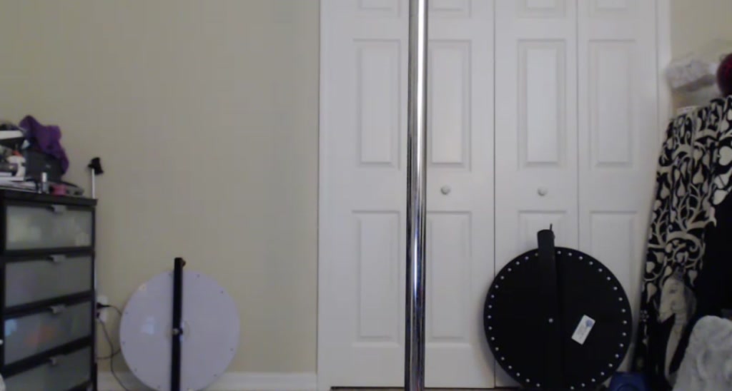 Downloads video thumbnail