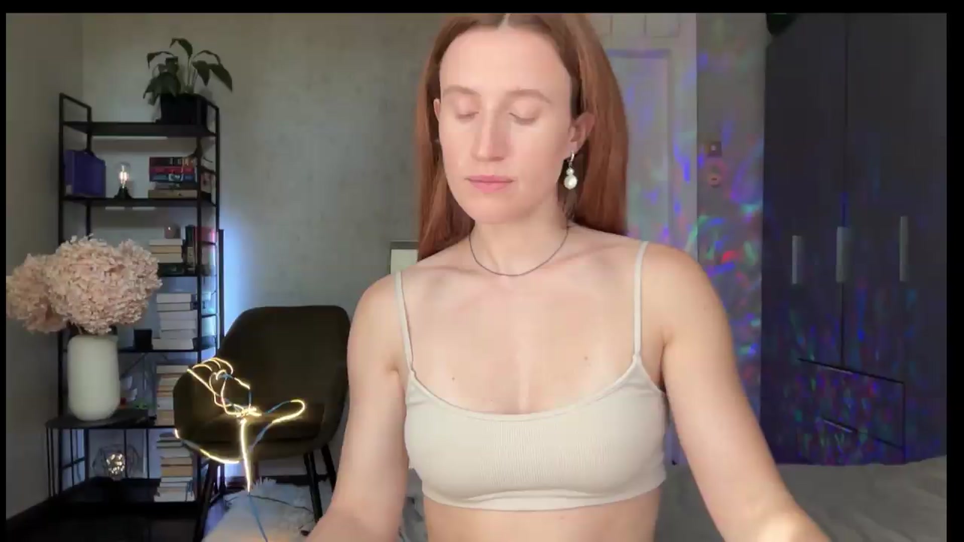 LovelyBvnny video thumbnail