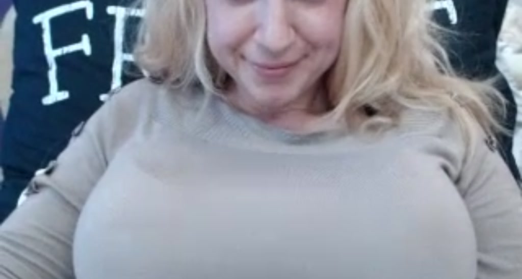 PAMELOVE video thumbnail