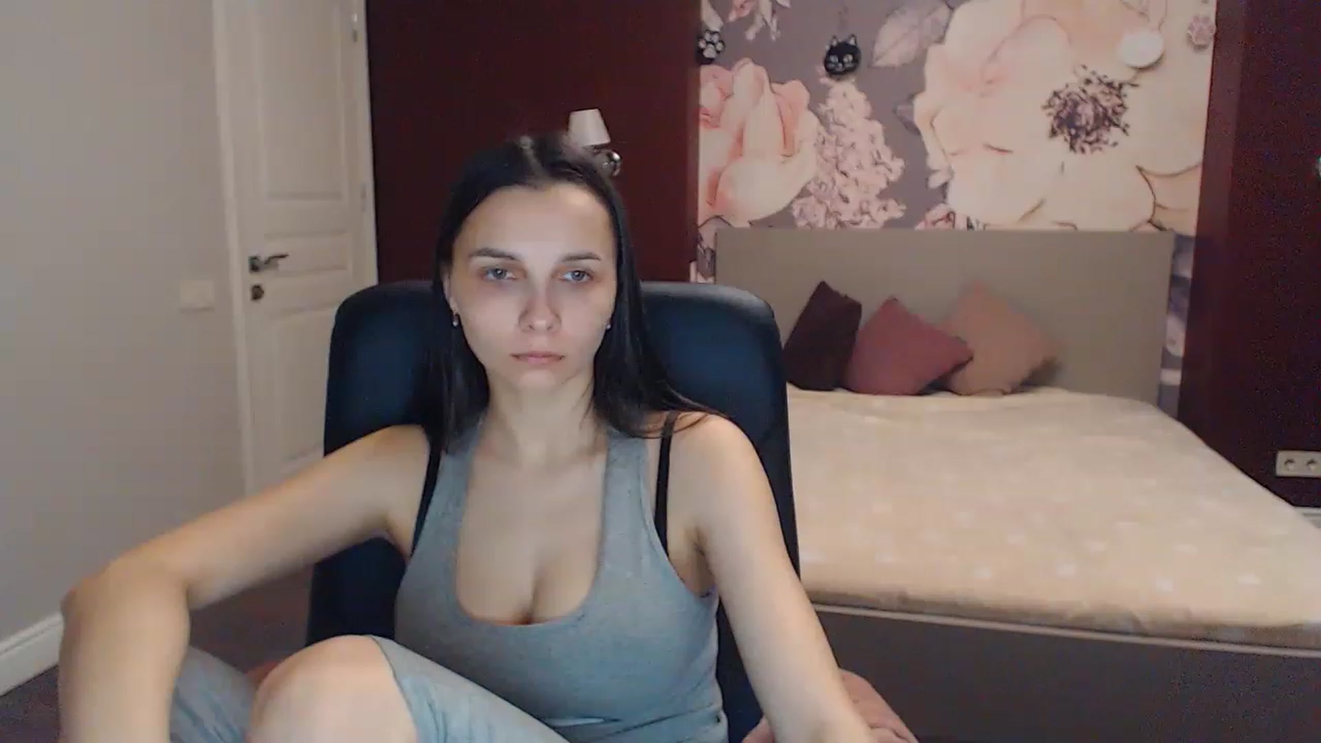 Karina_Mils video thumbnail