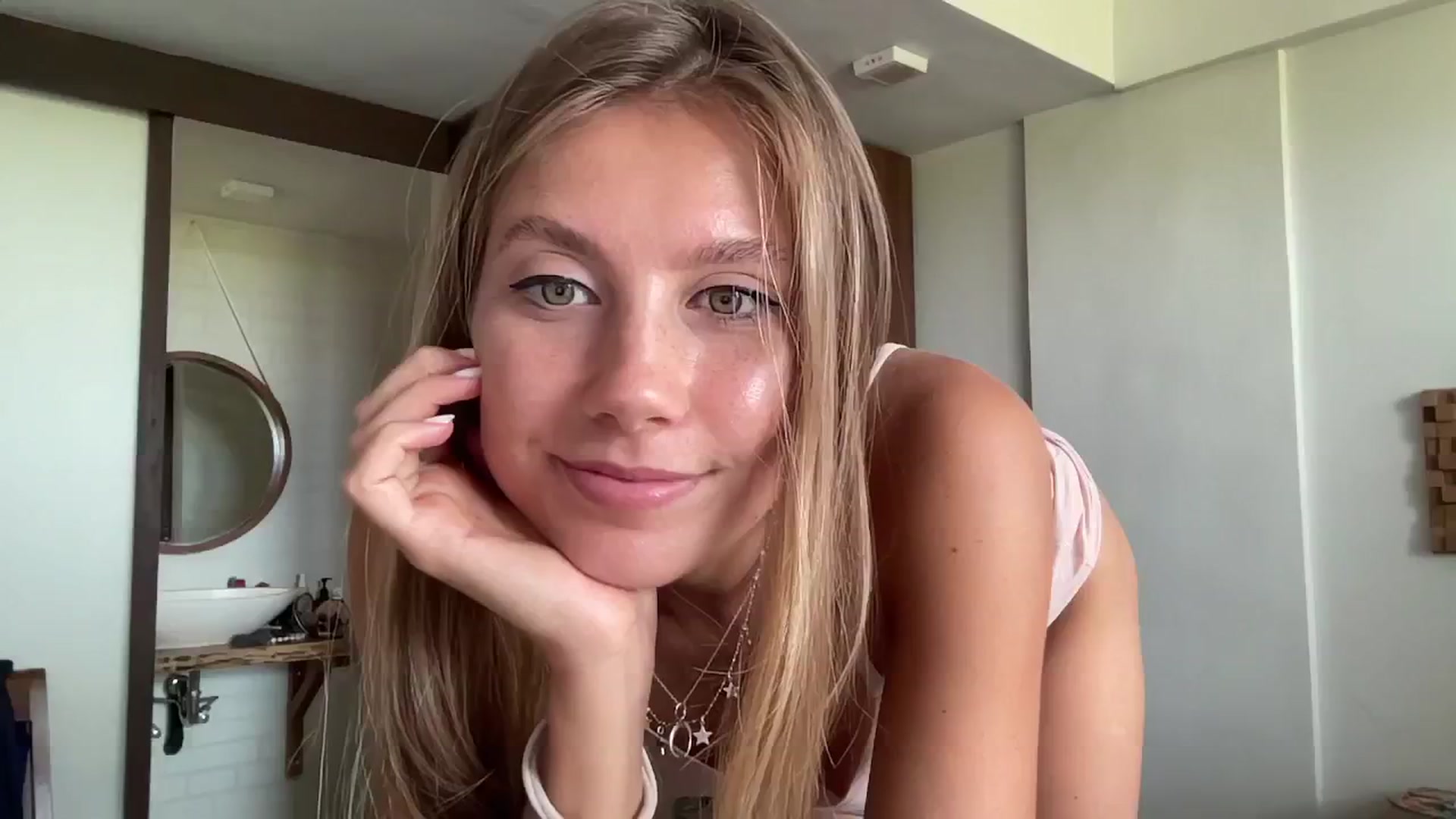 SurfGirls video thumbnail