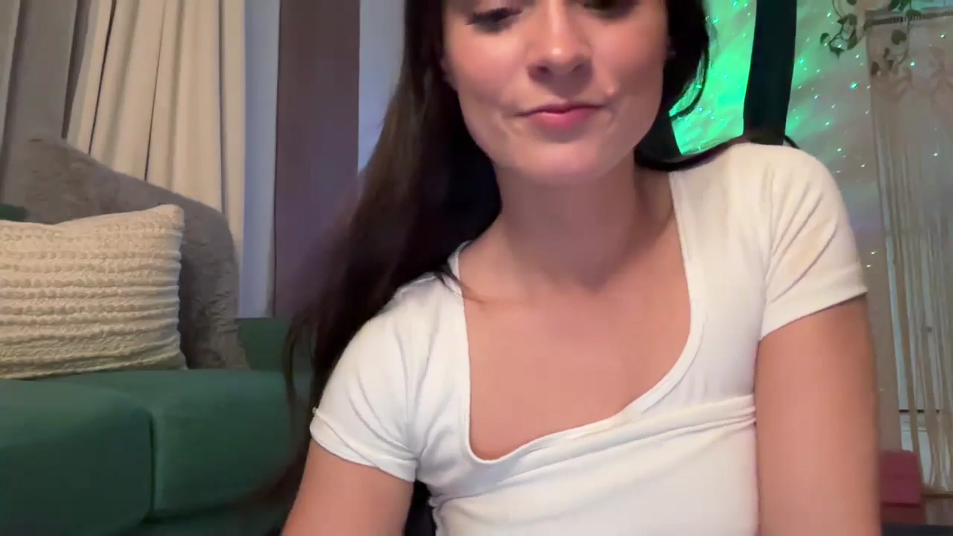 Petite_Peach video thumbnail