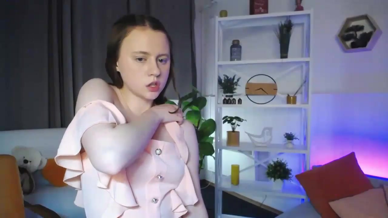 VeronicaTess video thumbnail