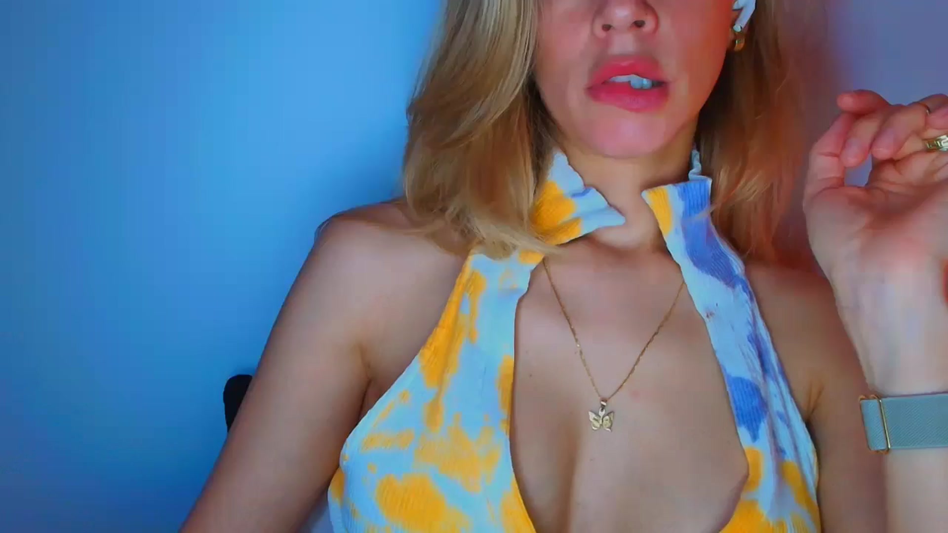 fresagirl video thumbnail