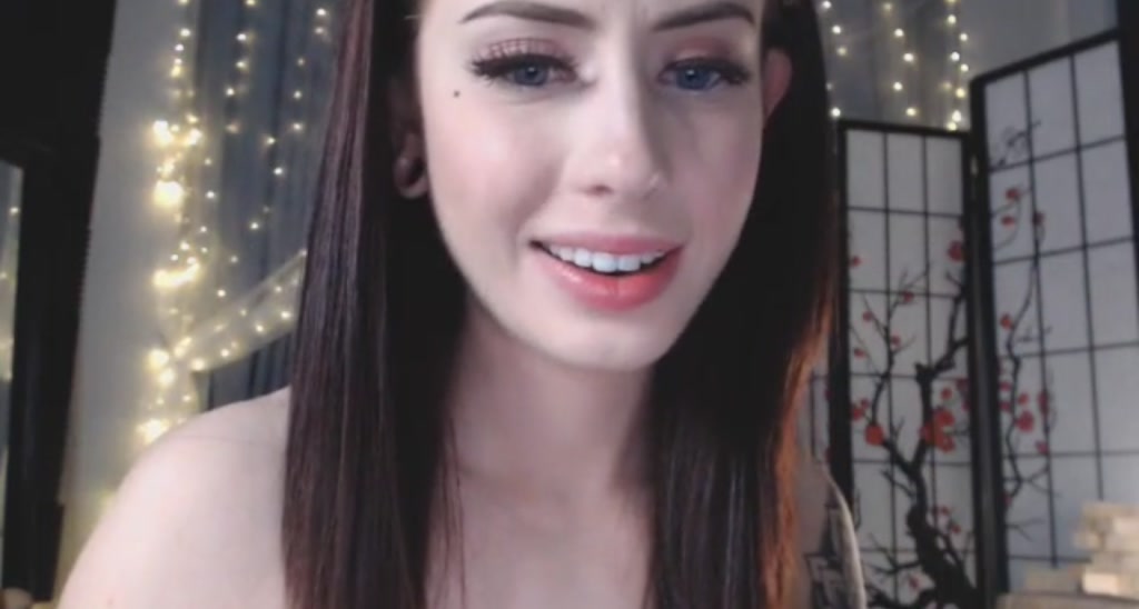 EliseLaurenne video thumbnail