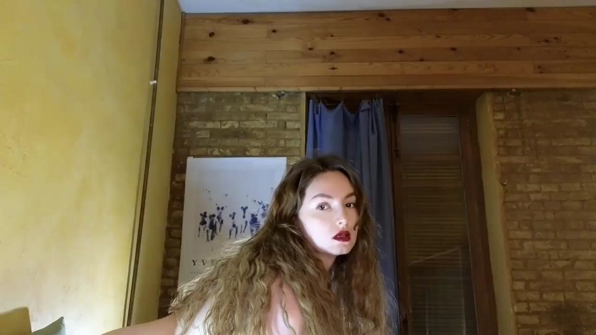 Red_Lips_Girl video thumbnail