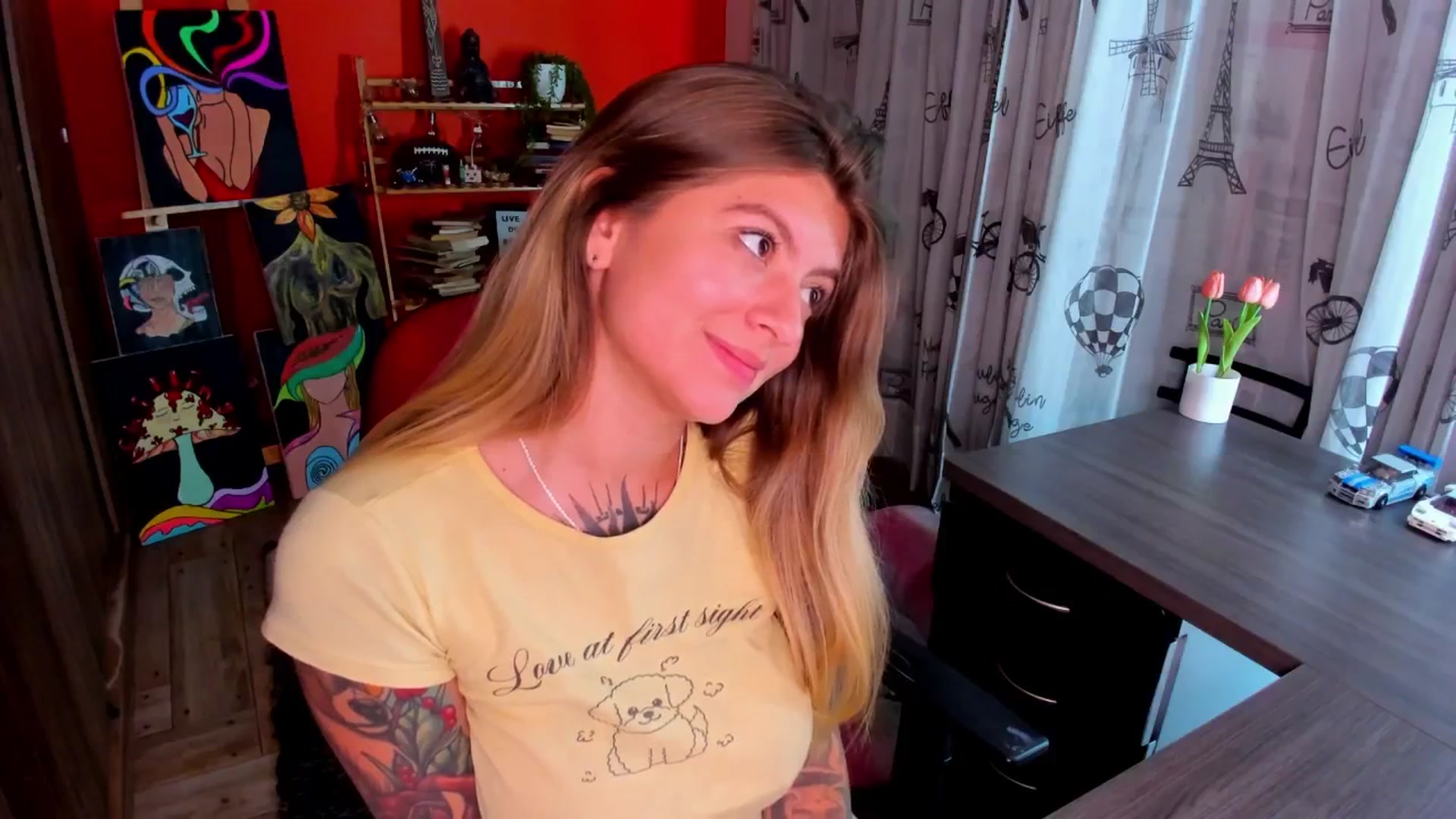 Emmaa_hostt video thumbnail