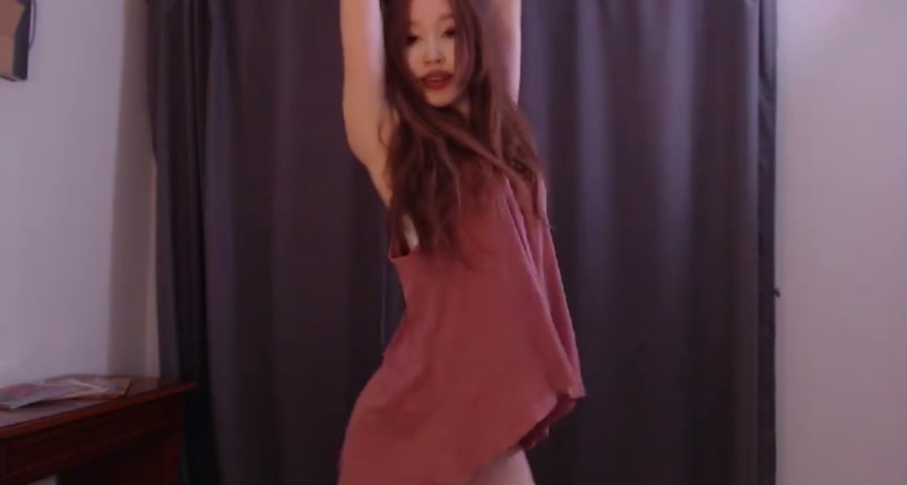HoneySue video thumbnail