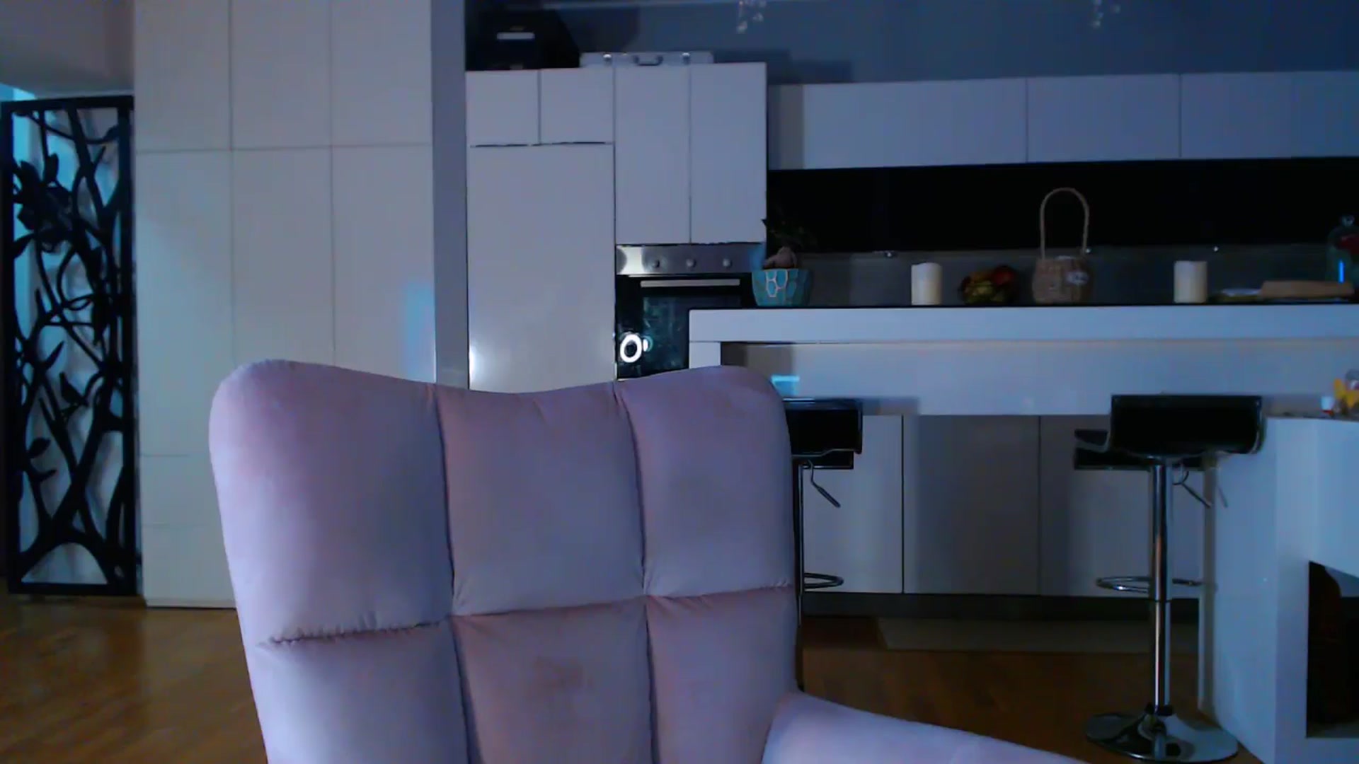 D_y_y video thumbnail