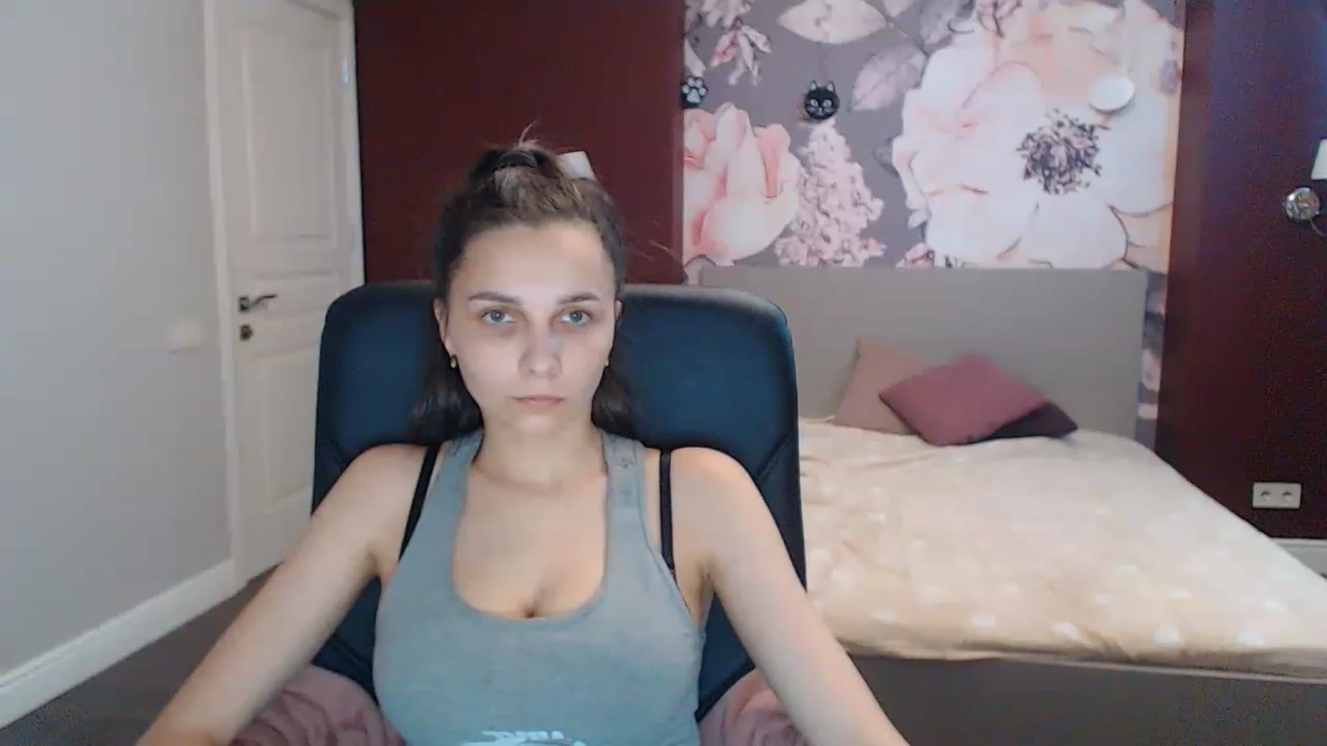 Karina_Mils video thumbnail