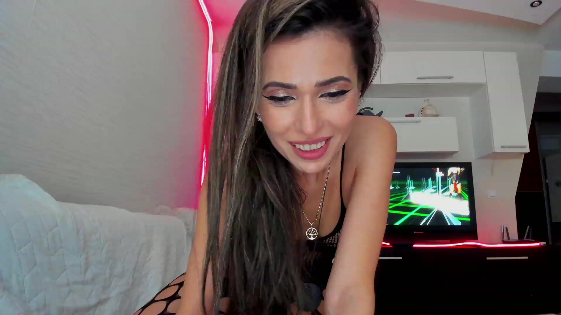 SmileyTinaa video thumbnail