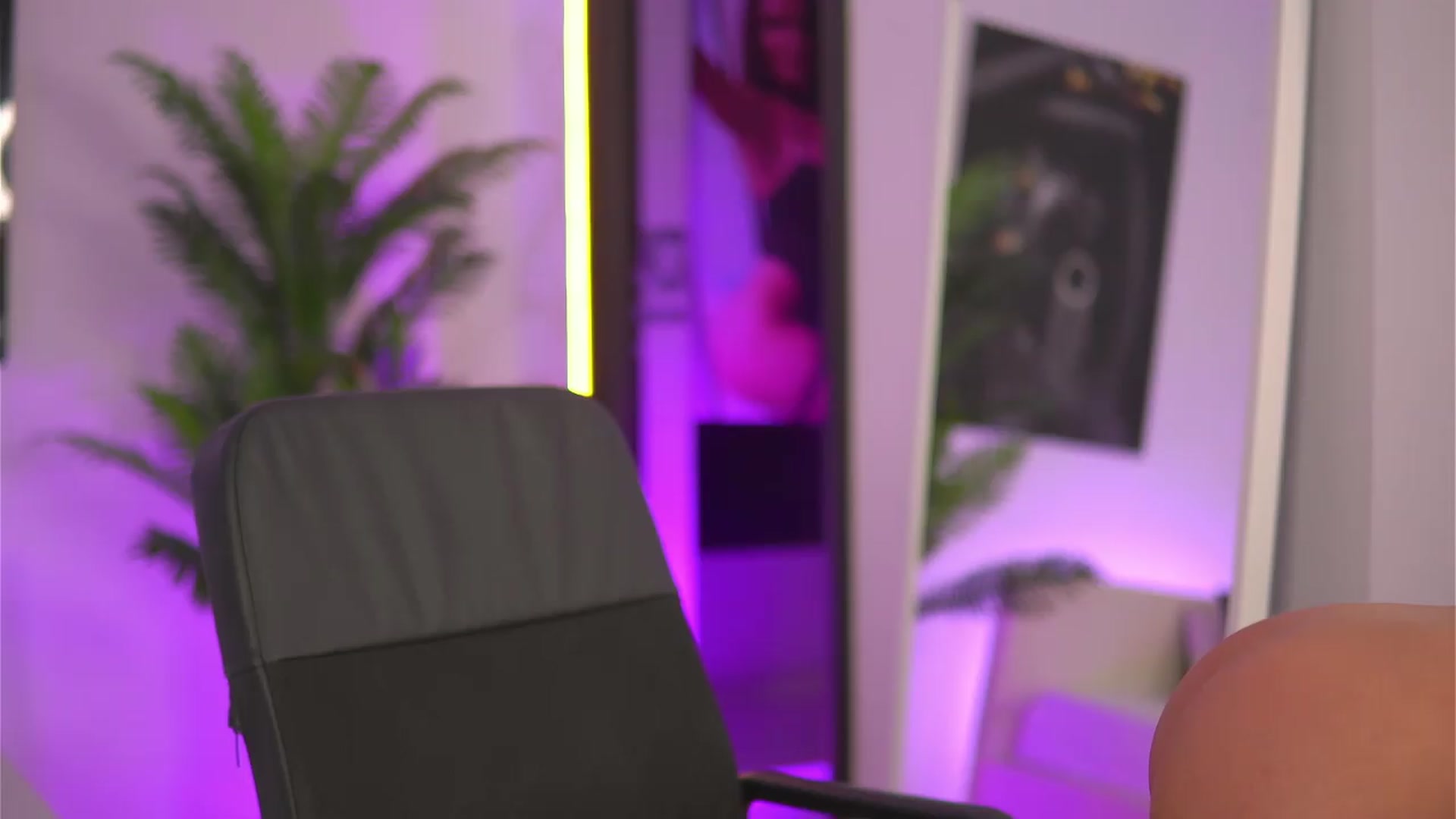 EllenKarter video thumbnail
