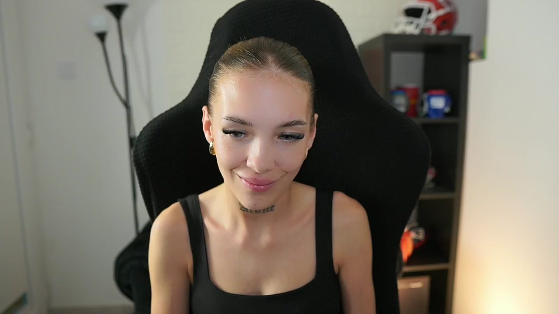 Alexxisky video thumbnail