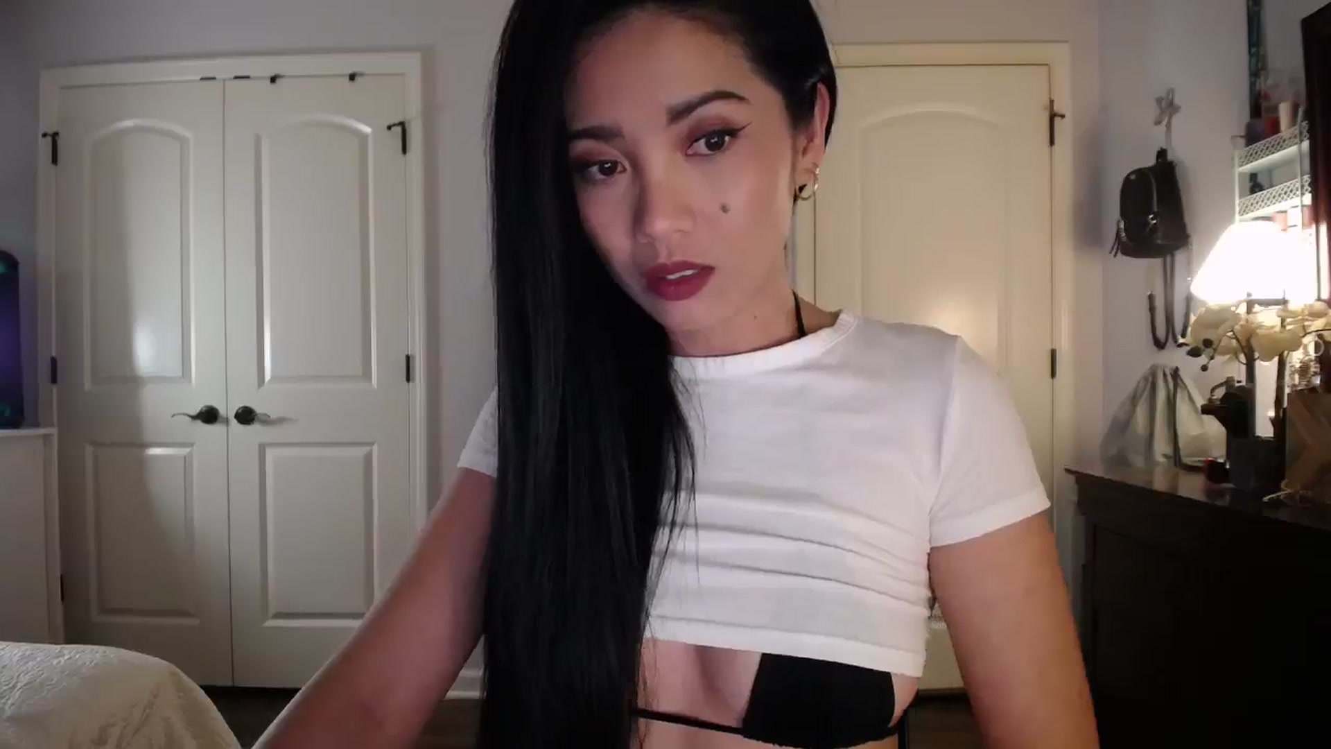 AsianLuv_4U video thumbnail