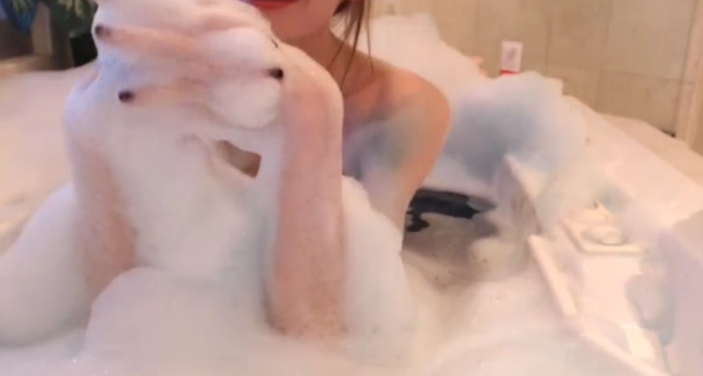Alexis video thumbnail