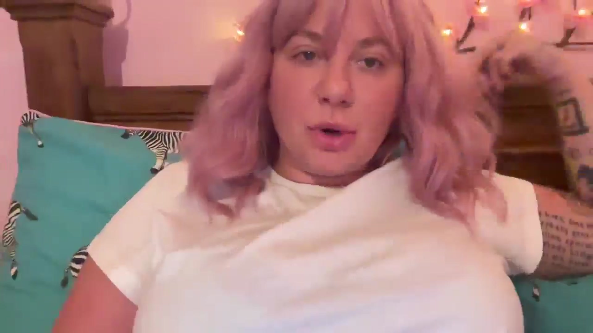 Apandabella video thumbnail
