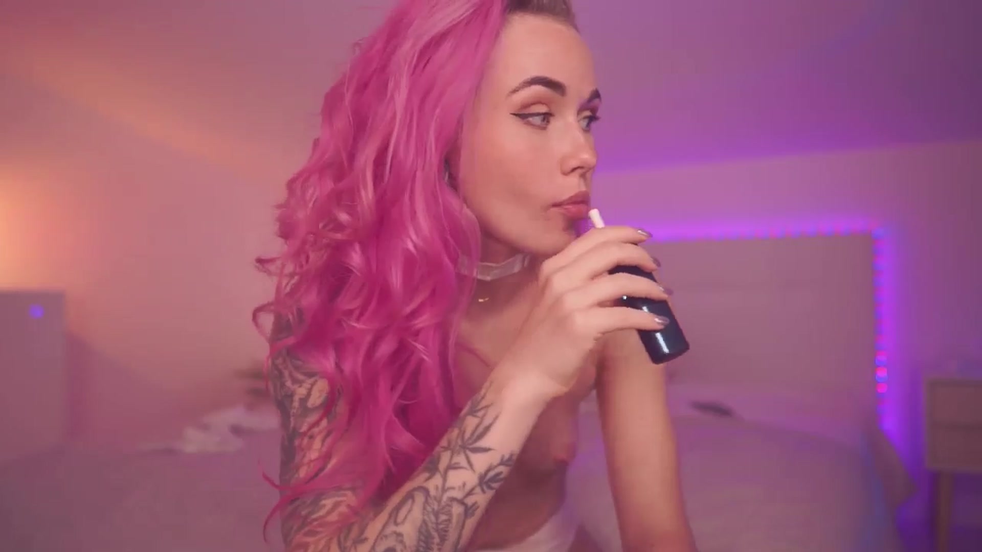 Sarah_Pink video thumbnail