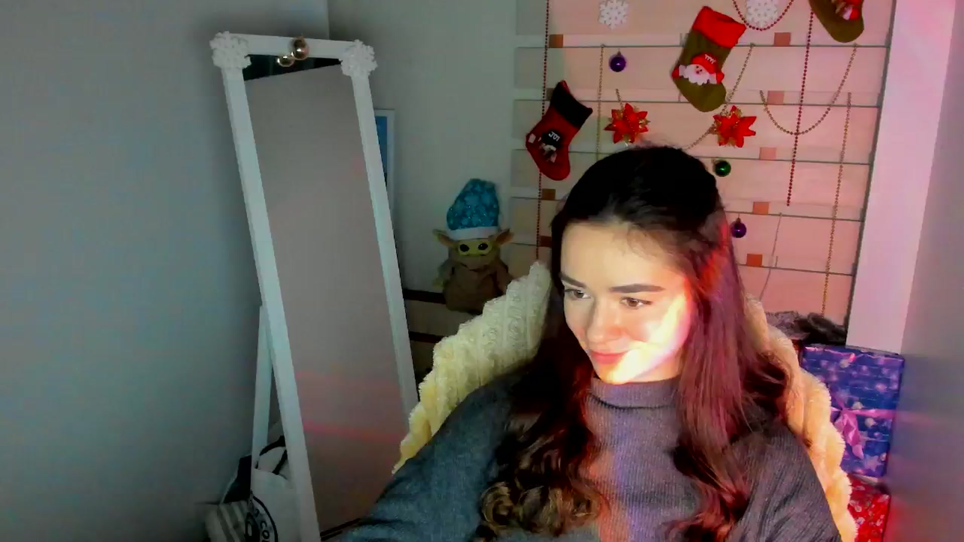 KiraLove video thumbnail