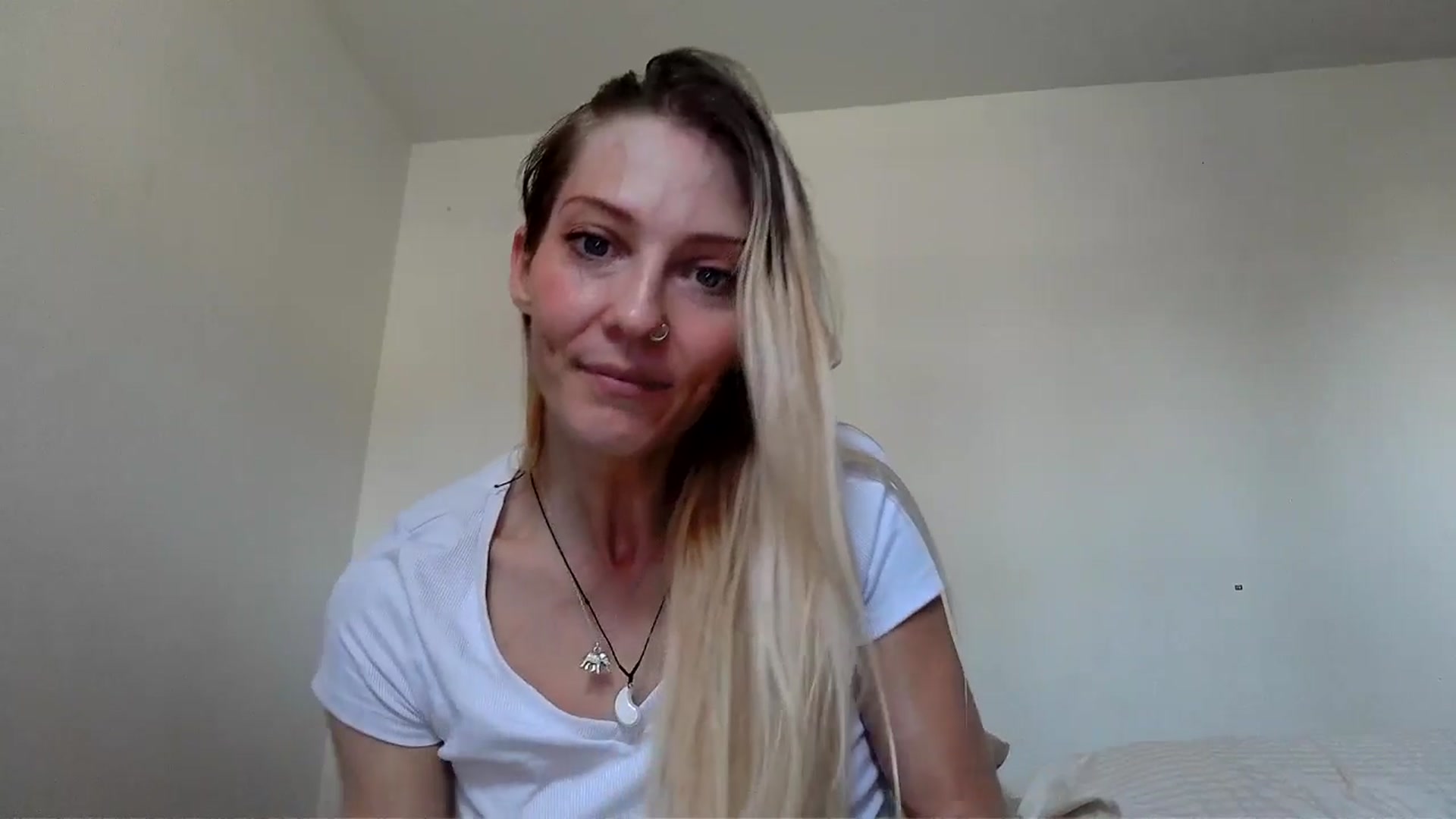 Leeleigh1 video thumbnail