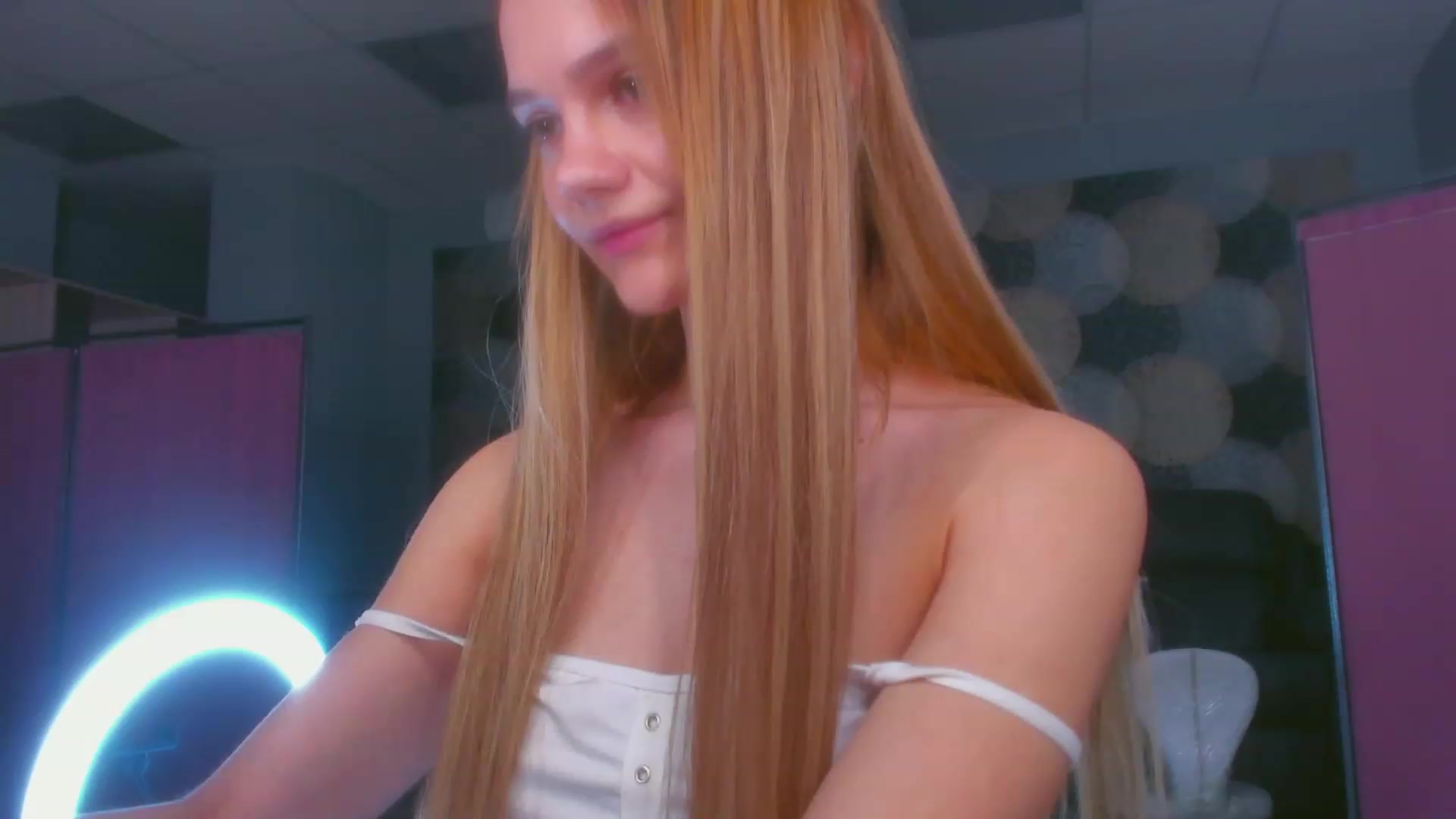 MiroSlavaaa video thumbnail
