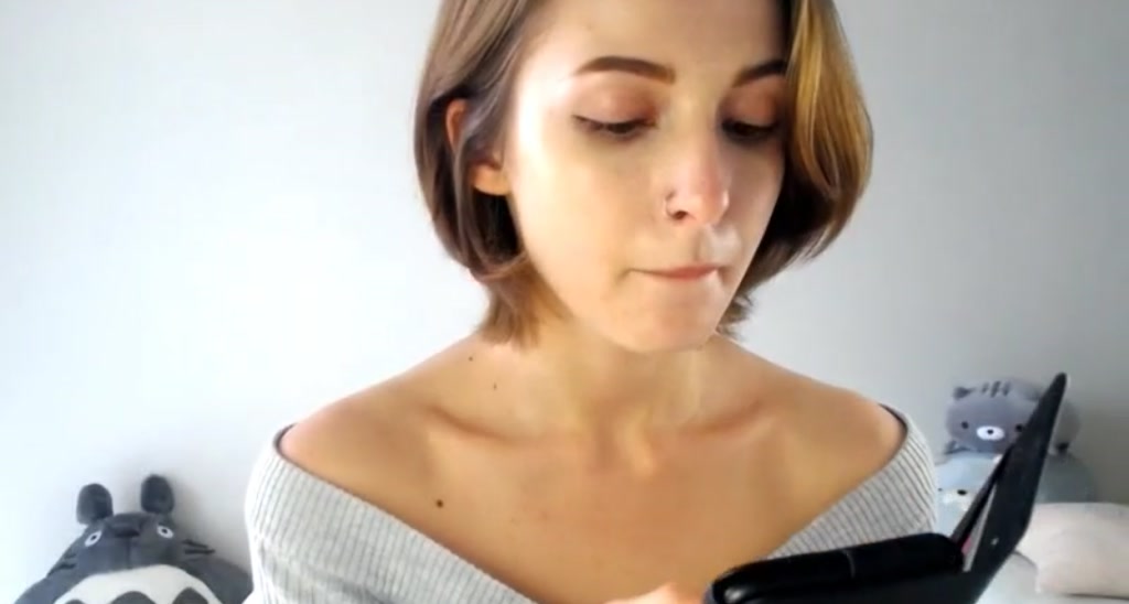 LilaBru video thumbnail