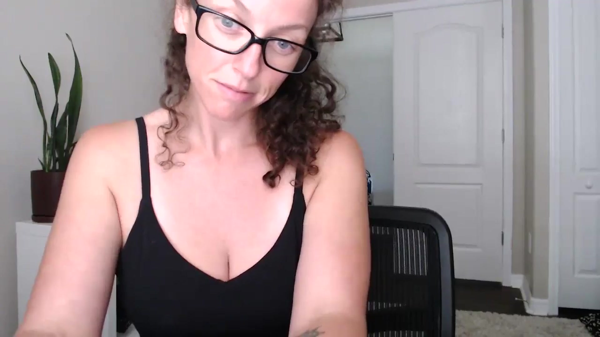 Sarah_Stark video thumbnail